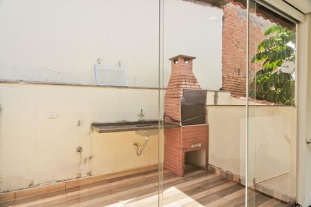 Casa à venda com 120m², 3 quartos e 2 vagasVaranda