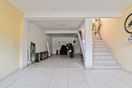 Casa à venda com 120m², 3 quartos e 2 vagasÁrea externa