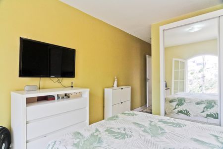 Casa à venda com 120m², 3 quartos e 2 vagasSuíte