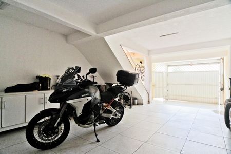 Casa à venda com 120m², 3 quartos e 2 vagasÁrea externa