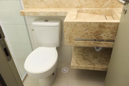Apartamento para alugar com 60m², 2 quartos e 1 vaga Apartamento para alugar com 60m², 2 quartos e 1 vagaBanheiro Social