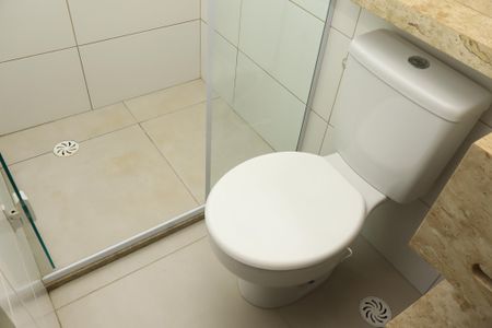 Apartamento para alugar com 60m², 2 quartos e 1 vaga Apartamento para alugar com 60m², 2 quartos e 1 vagaBanheiro da Suíte