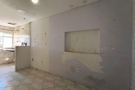Sala de apartamento para alugar com 2 quartos, 41m² em Pechincha, Rio de Janeiro
