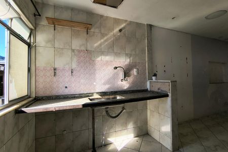 Cozinha de apartamento para alugar com 2 quartos, 41m² em Pechincha, Rio de Janeiro