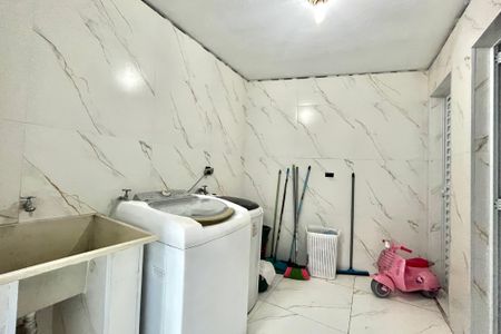 Casa à venda com 186m², 3 quartos e 2 vagasÁrea de Serviço