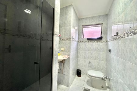 Casa à venda com 186m², 3 quartos e 2 vagasBanheiro Corredor