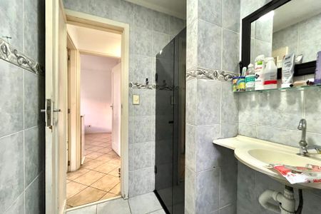 Casa à venda com 186m², 3 quartos e 2 vagasBanheiro Corredor