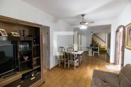 Casa à venda com 3 quartos, 180m² em Itaipu, Niterói