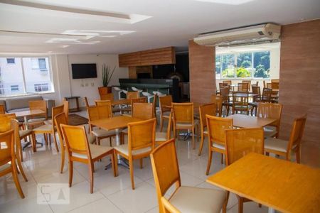 Apartamento à venda com 2 quartos, 60m² em Maceio, Niterói