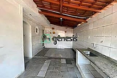 Casa à venda com 6 quartos, 312m² em Estrela do Oriente, Belo Horizonte