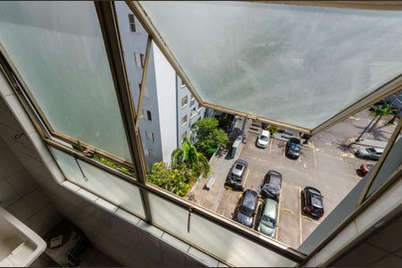 Apartamento para alugar com 55m², 2 quartos e 1 vagaÁrea de Serviço - Janela