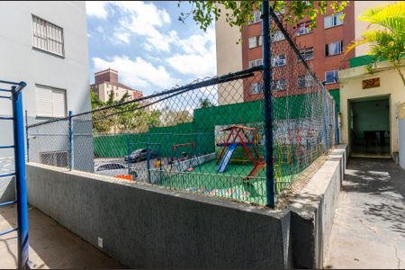 Apartamento para alugar com 55m², 2 quartos e 1 vagaÁrea comum - Playground