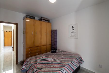 Casa à venda com 90m², 3 quartos e 2 vagasSuíte