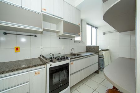 Apartamento à venda com 78m², 3 quartos e 2 vagasCOZINHA