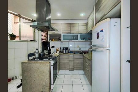 Apartamento à venda com 72m², 2 quartos e 1 vagaCozinha