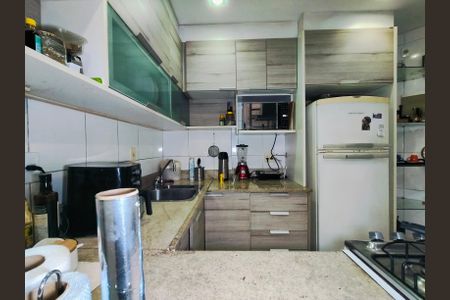 Apartamento à venda com 72m², 2 quartos e 1 vagaCozinha