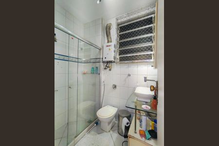 Apartamento à venda com 72m², 2 quartos e 1 vagaBanheiro Corredor