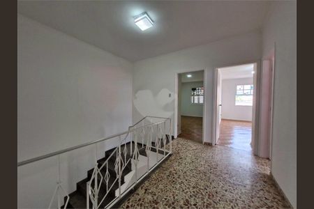 Casa à venda com 316m², 3 quartos e 4 vagas