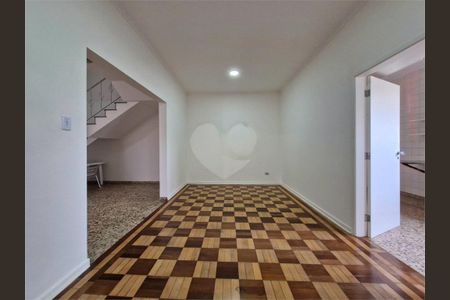 Casa à venda com 3 quartos, 316m² em Campo Belo, São Paulo