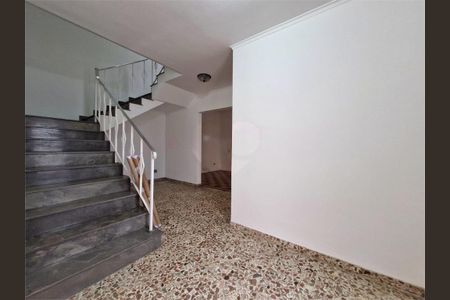 Casa à venda com 316m², 3 quartos e 4 vagas