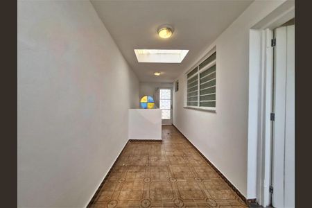 Casa à venda com 316m², 3 quartos e 4 vagas