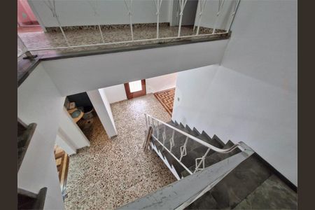 Casa à venda com 316m², 3 quartos e 4 vagas