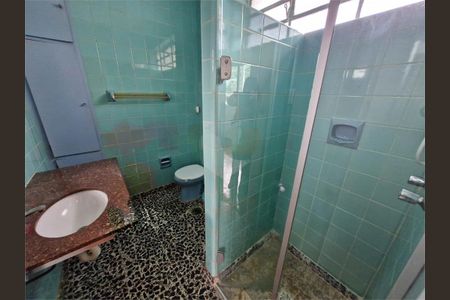 Casa à venda com 316m², 3 quartos e 4 vagas