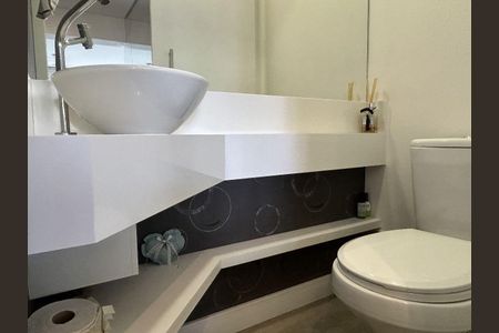 Apartamento à venda com 2 quartos, 77m² em Vila Mariana, São Paulo