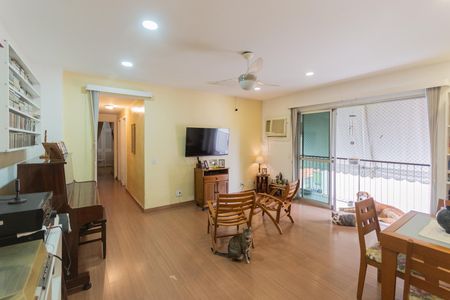 Sala de apartamento para alugar com 3 quartos, 100m² em Vila Isabel, Rio de Janeiro