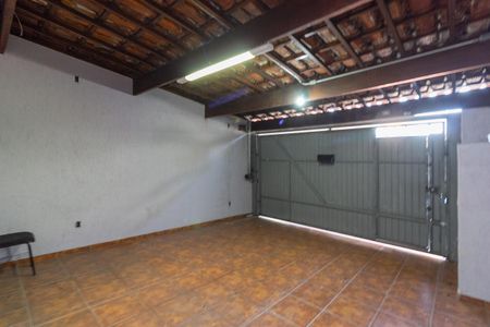 Casa para alugar com 180m², 3 quartos e 2 vagasGaragem