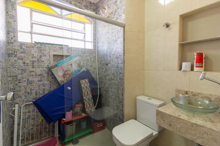 Banheiro Suíte de casa para alugar com 3 quartos, 180m² em Cidade Ademar, São Paulo