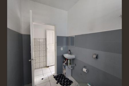 Casa de condomínio à venda com 270m², 4 quartos e sem vagaBanheiro - torneira