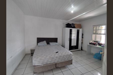 Casa de condomínio à venda com 270m², 4 quartos e sem vagaQuarto