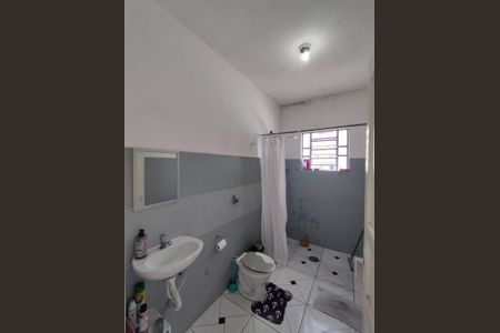 Casa de condomínio à venda com 270m², 4 quartos e sem vagaBanheiro - torneira