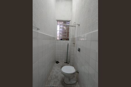 Casa de condomínio à venda com 270m², 4 quartos e sem vagaBanheiro - torneira
