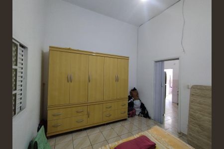 Casa de condomínio à venda com 270m², 4 quartos e sem vagaQuarto