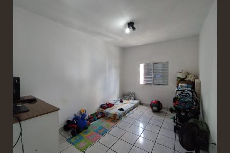 Casa de condomínio à venda com 270m², 4 quartos e sem vagaQuarto