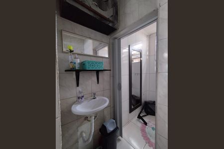 Casa de condomínio à venda com 270m², 4 quartos e sem vagaBanheiro - torneira