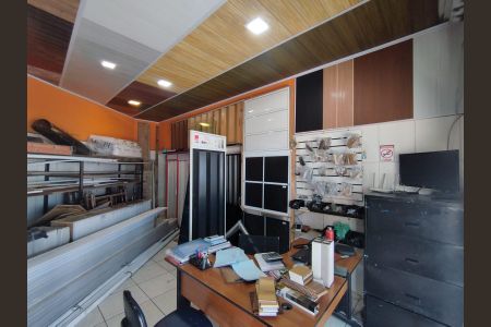 Casa de condomínio à venda com 270m², 4 quartos e sem vagaSalao da Casa