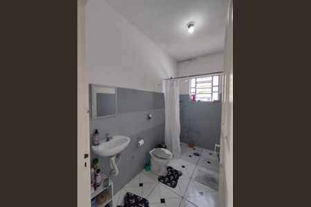 Casa de condomínio à venda com 270m², 4 quartos e sem vagaBanheiro - torneira