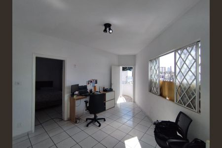 Casa de condomínio à venda com 270m², 4 quartos e sem vagaQuarto