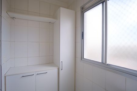 Apartamento para alugar com 52m², 2 quartos e 1 vagaÁrea de Serviço
