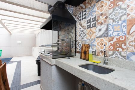 Apartamento para alugar com 32m², 2 quartos e sem vagaÁrea comum - Churrasqueira