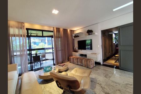 Apartamento à venda com 4 quartos, 220m² em Gutierrez, Belo Horizonte