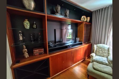 Apartamento à venda com 4 quartos, 220m² em Gutierrez, Belo Horizonte