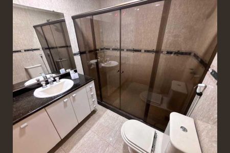 Casa à venda com 4 quartos, 271m² em Encantado, Rio de Janeiro