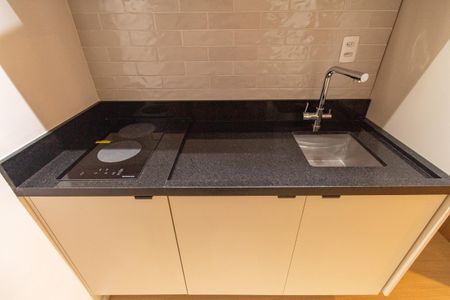 Studio de kitnet/studio para alugar com 0 quarto, 25m² em Chácara Inglesa, São Paulo