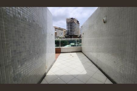 Apartamento para alugar com 90m², 1 quarto e 2 vagasMezanino - area externa