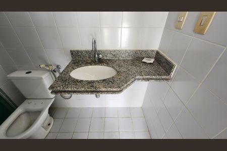 Apartamento para alugar com 90m², 1 quarto e 2 vagasBanheiro do mezanino