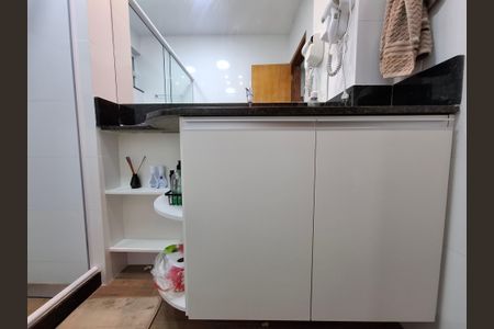 Banheiro  de apartamento à venda com 1 quarto, 47m² em Flamengo, Rio de Janeiro